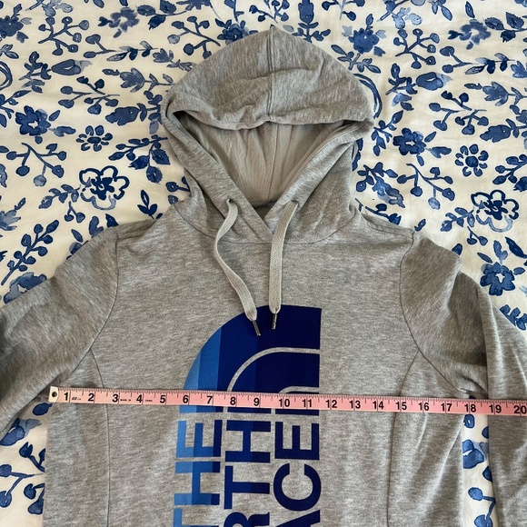 Women's North Face Light Gray Heather Urban Navy Trivet Pullover Hoodie Size S - Picture 11 of 15